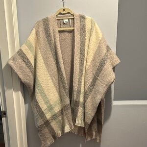 Sonoma Cozy Oversized Plaid Fringe Open Cape